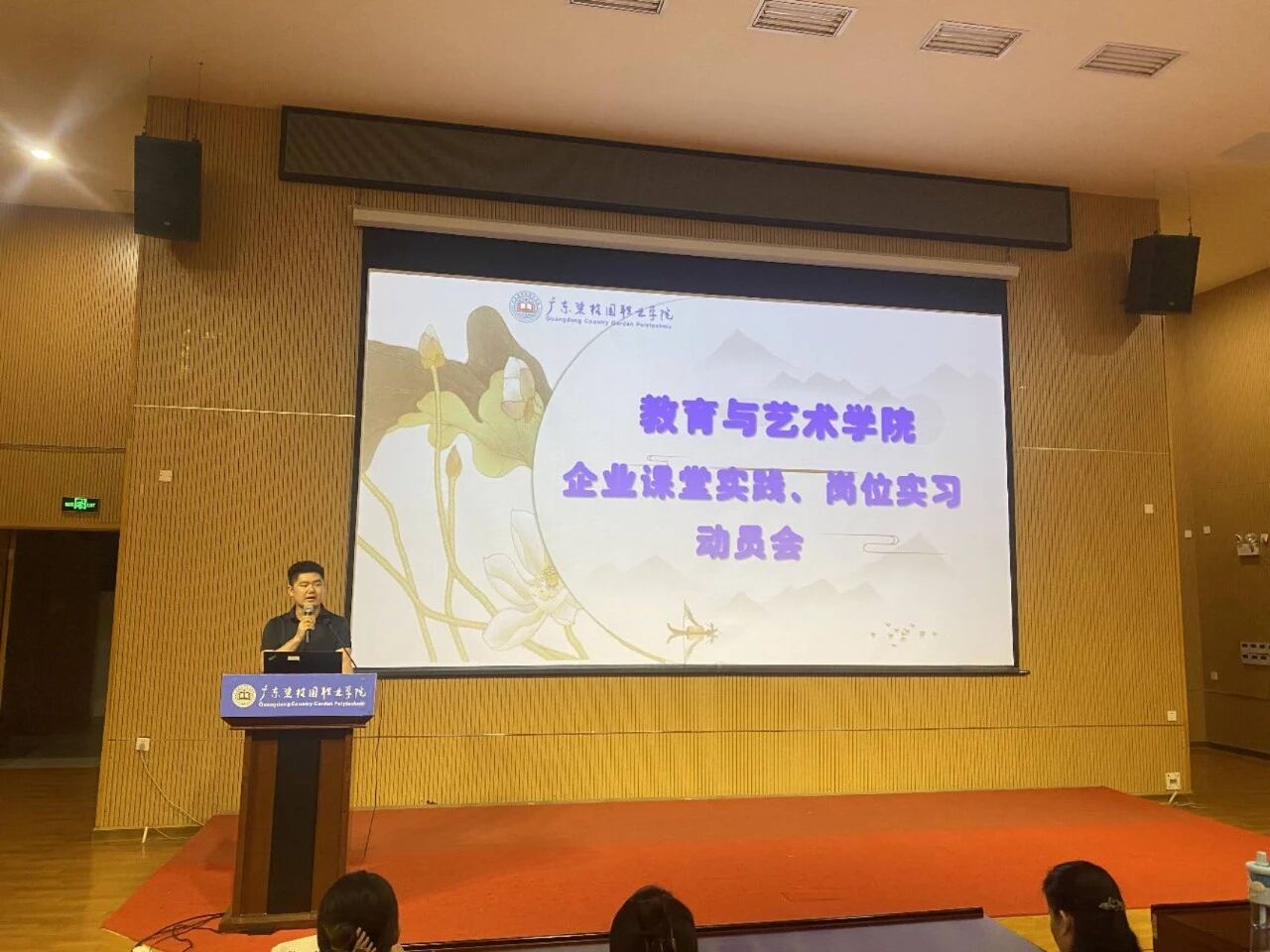 6b83d51d20b0ad12b2b65b515bd3f18a