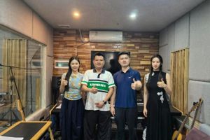 校企共育凝合力，课程共建促发展——音乐表演专业教学部赴清远市声动文化有限公司开展交流合作