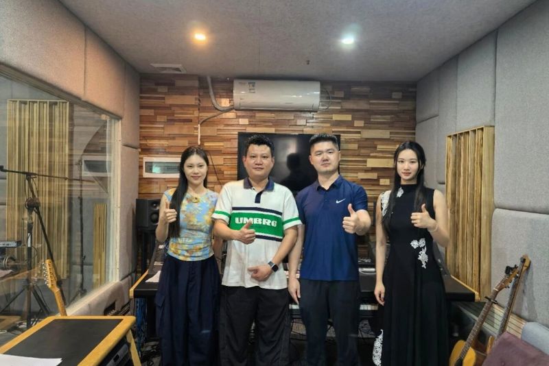 校企共育凝合力，课程共建促发展——音乐表演专业教学部赴清远市声动文化有限公司开展交流合作